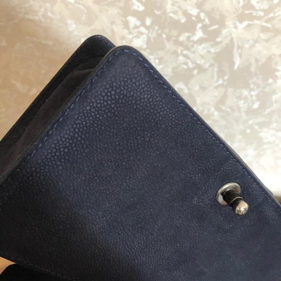 Sold.Chanel Caviar Nubuck Leather Old Medium Boy - Picture 4 of 13